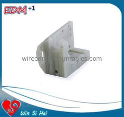 China Placa cerâmica A290-8110-Y761 do isolado dos materiais de consumo das peças sobresselentes EDM de F310 Fanuc fornecedor